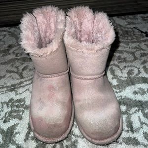 Girls Size 1 pink UGGs